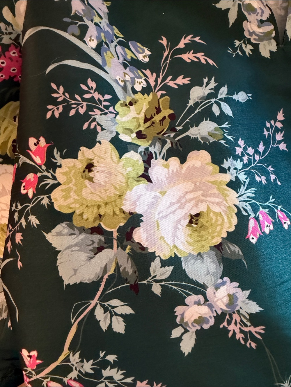 Tuckernuck Floral Ruffle-Neck Green Satin Women's Top - Picture 3 of 3